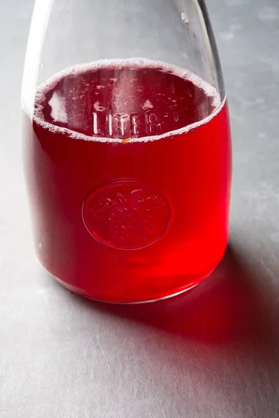 Tarro de limonada roja — Foto de Stock