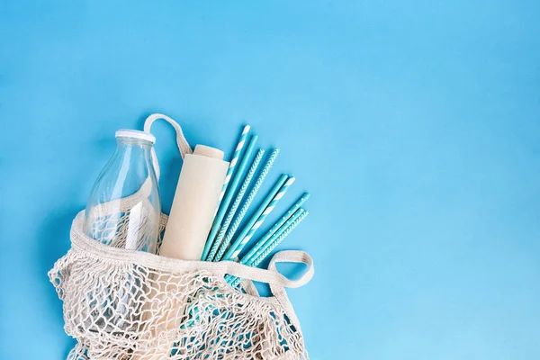 Sac Filet Coton Avec Bouteille Eau Verre Réutilisable Papier Pailles — Photo