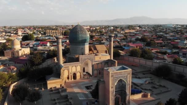 Guri Amir Mausoleum Samarqand Sunset City Park Midden-Azië Oezbekistan — Stockvideo