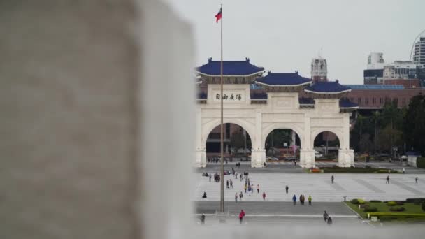 Liberty Square Kemeri Chiang Kai Shek Memorial Girişinden Uzakta Taipei — Stok video