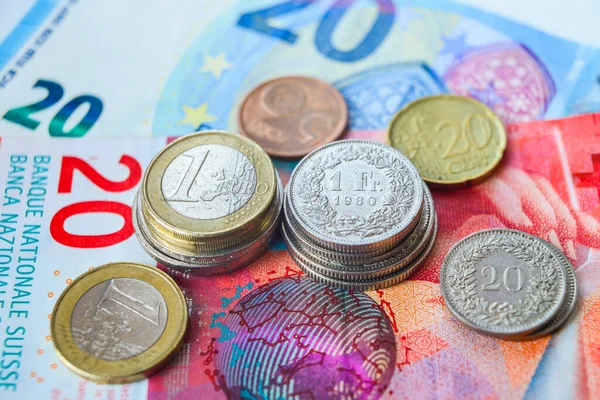 Avro ve İsviçre Frangı sikkeleri ve banknotları
