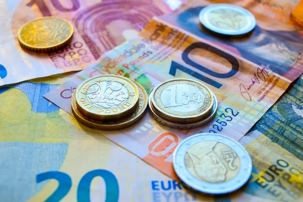 Monedas Billetes Euros Euros Euro Libra — Foto de Stock