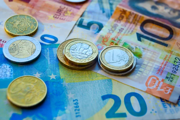 Monedas Billetes Euros Euros Euro Libra — Foto de Stock