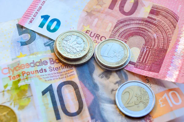 Euro Pund Coins Banknotes Euro Pound — стокове фото