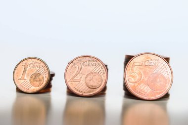 Bir sürü Euro senti.