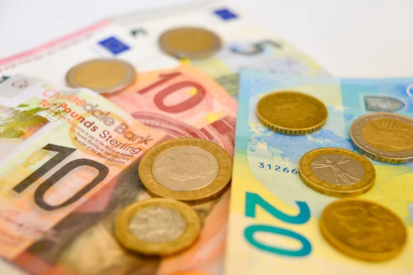 Monedas Billetes Euros Libras — Foto de Stock
