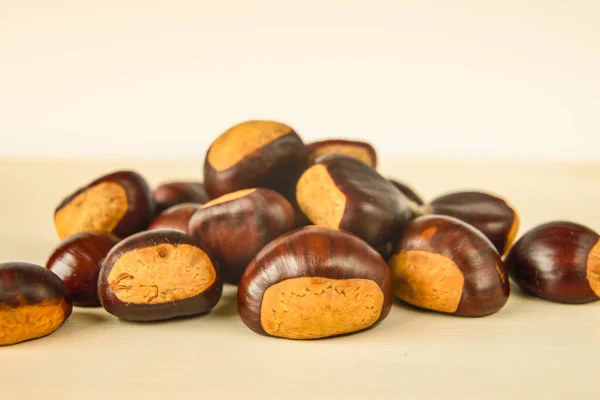 Freshly Picked Chestnuts Wooden Surface — Stock Photo, Image