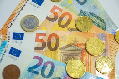 Avro banknotları ve sikkeler; avronun değeri