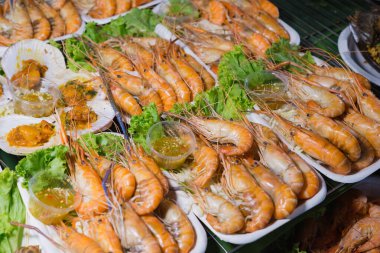 Karides ızgara bbq deniz ürünleri.