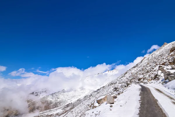 Leh Ladakh Landscape Kharung Pass Road 북부의 — 스톡 사진