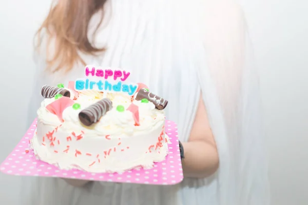 Aniversário Meninas Com Bolo Com Velas Jovem Segurando Prato Com — Fotografia de Stock