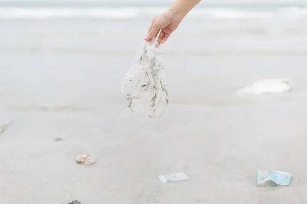 Hand Woman Picking Plastic Bag Cleaning Beach — Stock Photo, Image