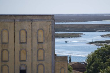 Ria Formosa manzara Lago de se şehir merkezinde