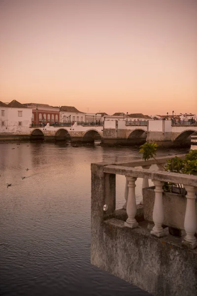 Bron Ponte Romana i den gamla staden Tavira — Stockfoto