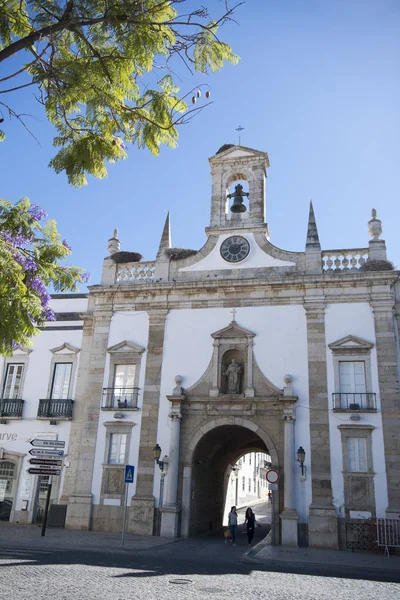 Arco da vila Gatel i gamla stan i Faro — Stockfoto