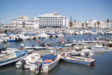 Portekiz eski kasaba Faro bir sokakta