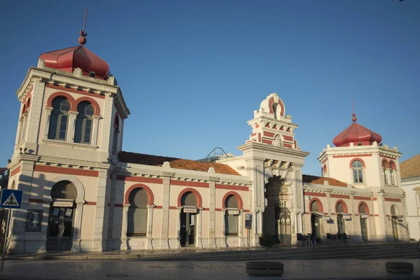 Markethall i staden av Loule i Portugal — Stockfoto