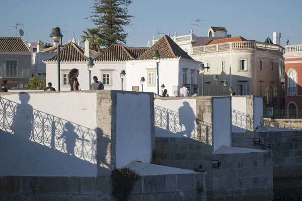 Most Ponte Romana v staré město Tavira — Stock fotografie