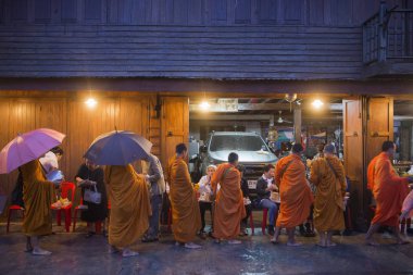 rahipler de eski şehir Chiang Khan sabah