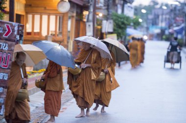 rahipler de eski şehir Chiang Khan sabah