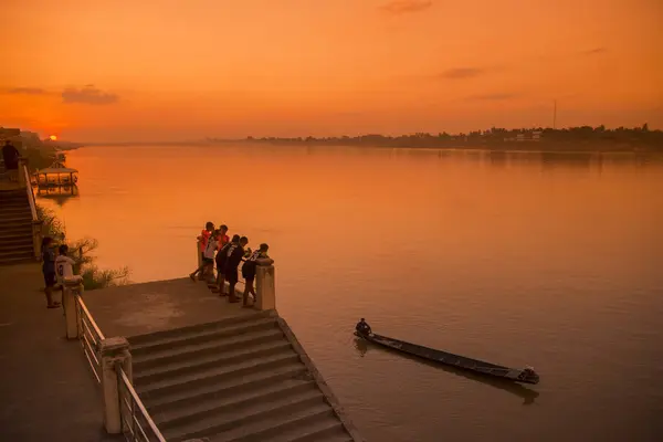 Tájkép a mekong folyó Thaiföldön — Stock Fotó