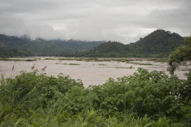 Tayland 'daki mekong nehrinin manzarası