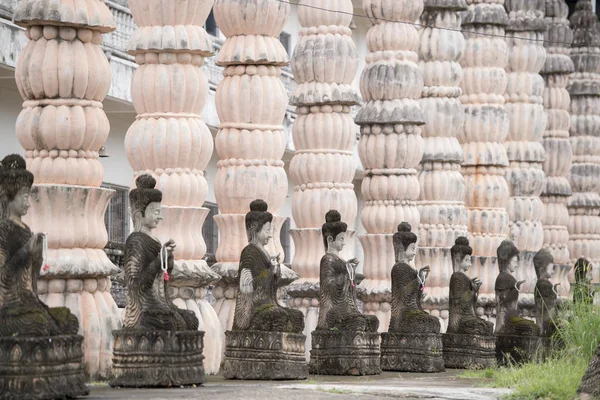 タイのサラ ・ ケーオ ・ クー彫刻公園 — ストック写真