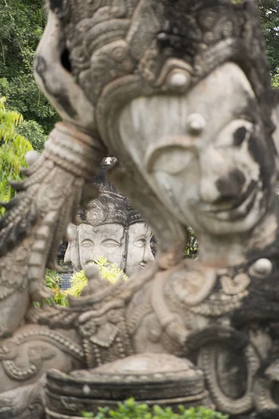 La Sala Kaew Ku Sculpture Park in Thailandia — Foto Stock