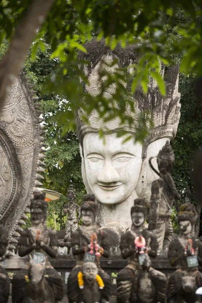 Der sala kaew ku Skulpturenpark in Thailand — Stockfoto