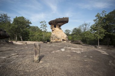 Tarih öncesi mağara ve Stone Park Tayland