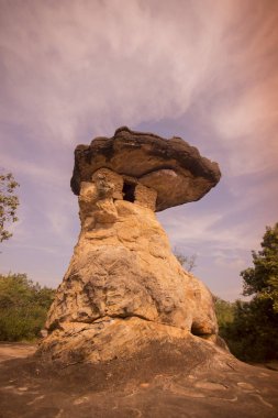 Tarih öncesi mağara ve Stone Park Tayland