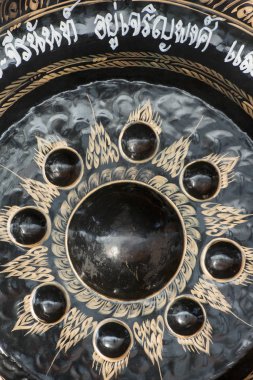 Wat Chalermprakiet Prajomklao Rachanusorn Tapınağı'nda Gong