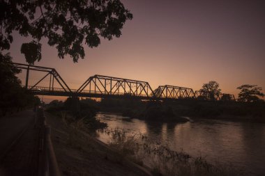 Tayland Wang nehir demiryolu köprüsünde