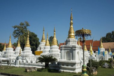 Wat chedi sao şehir Lampang Tayland yakınındaki lang