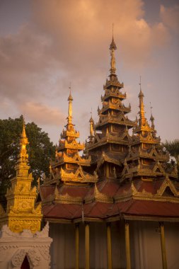 Wat Sri Chum tapınak Tayland