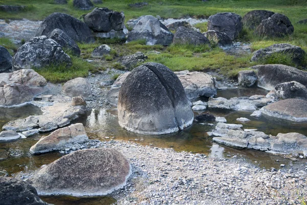 Gorące źródła w nationalpark Chae syna w Tajlandii — Zdjęcie stockowe