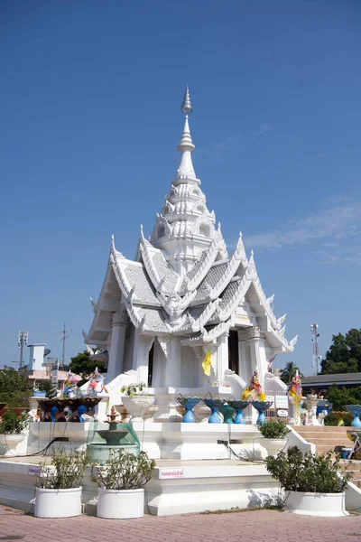靖国神社在泰国帕尧市支柱 — 图库照片