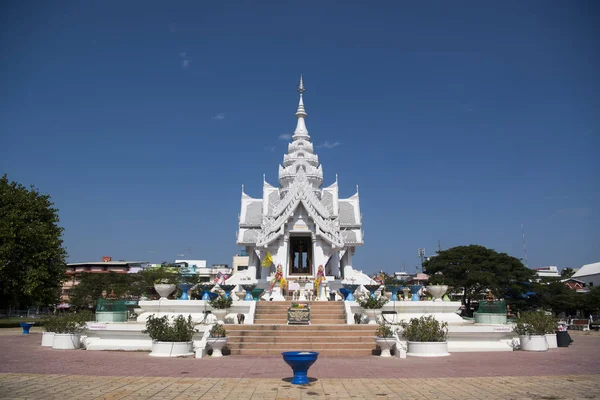 Pelaren helgedomen i staden av Phayao i Thailand — Stockfoto