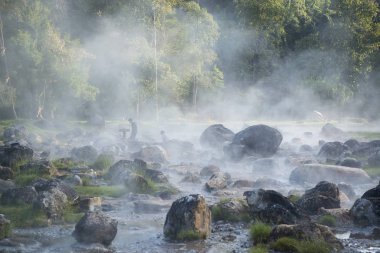 Kaplıcalar nationalpark Chae oğul Tayland içinde