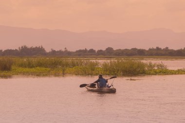 woodboat Kwan Phayao Gölü Tayland