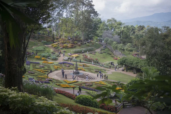 People in Mae Fah Luang  garden — Stock Photo, Image