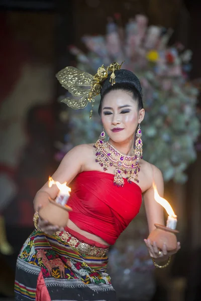 Show de danza tailandesa — Foto de Stock