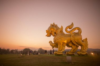 gün batımında singha Park'ta singha