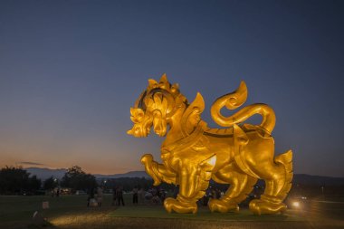 gün batımında singha Park'ta singha