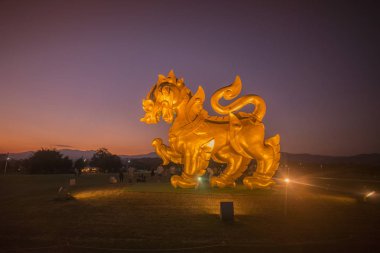 gün batımında singha Park'ta singha