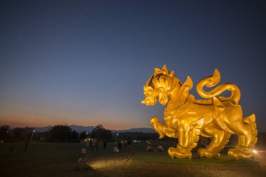 gün batımında singha Park'ta singha
