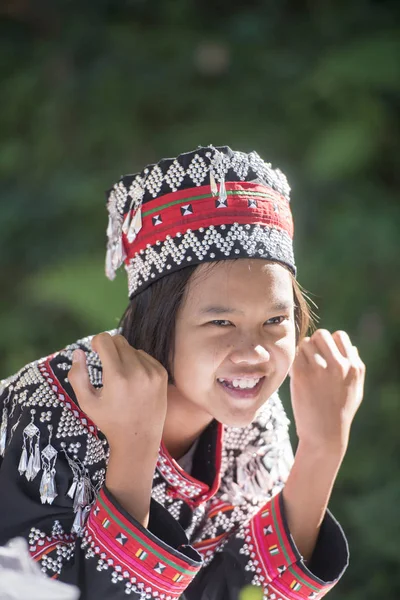 Ahka hill Tribe meisje — Stockfoto