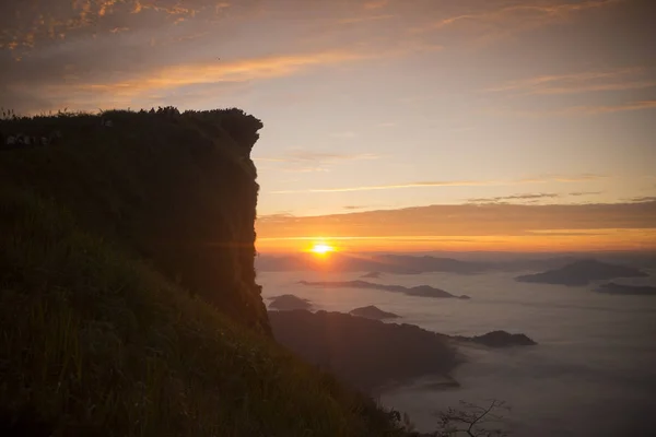 Hermoso paisaje de Acantilado — Foto de Stock