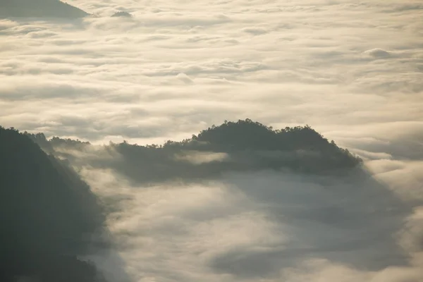 プー カイ Fa の崖 — ストック写真
