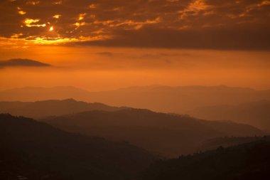  gündoğumu kasaba Mae Salong üzerinde